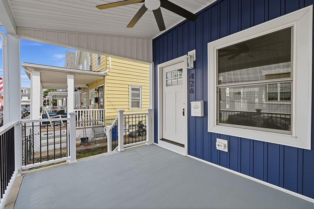 426 Logan St - Property Image