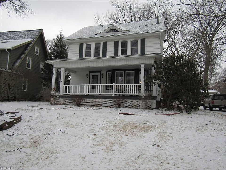 1st image of 2345 Wyandotte Ave
