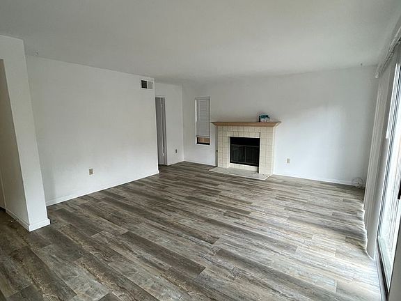 5th image of 10845 Chinon Cir