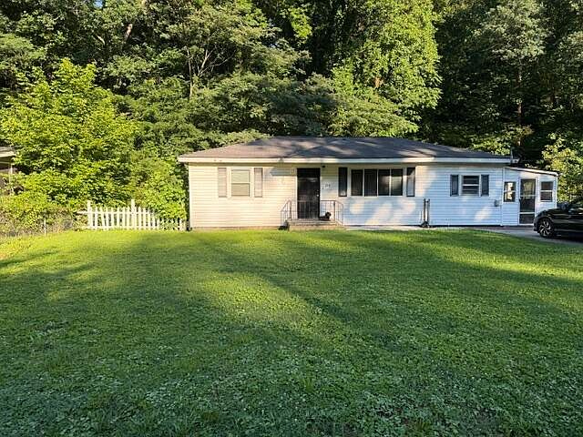 1st image of 504 Lullwater Rd