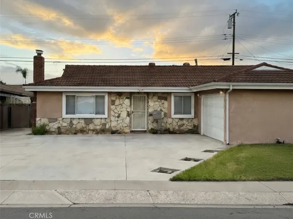 11882 Bartlett St, Garden Grove, CA 92845