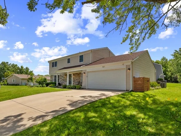 407 N Braintree Dr, Schaumburg, IL 60194