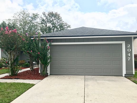2nd image of 2047 Oak Water Dr