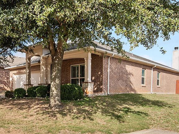 3rd image of 1449 Elkford Ln