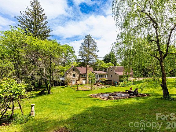 8th image of 1492 Murray Rd