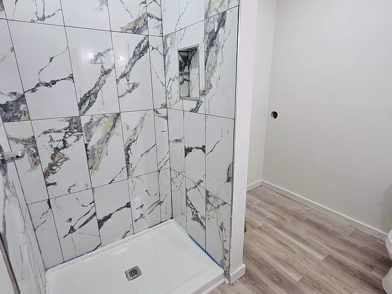 1005 Gum St #1 — Photo 6