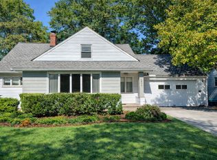 3689 Brinkmore Rd, Cleveland Heights, OH 44121