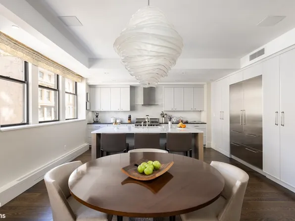 24 East 21st Street image 7 of 21