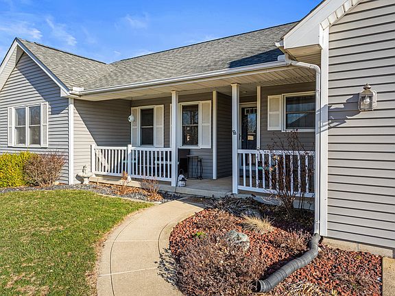 5th image of 1202 Edgeview Dr
