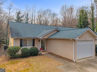 3953 Hidden Hollow Dr, Gainesville, GA