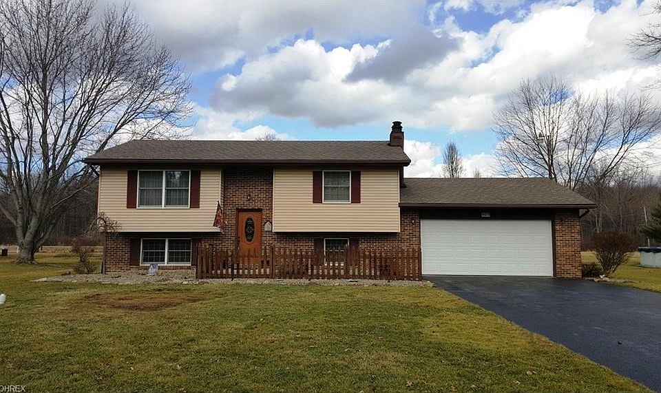 1st image of 4079 W Lake