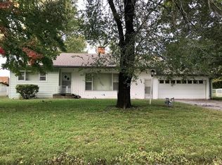 3225 Broadway Ave, Parsons, KS 67357