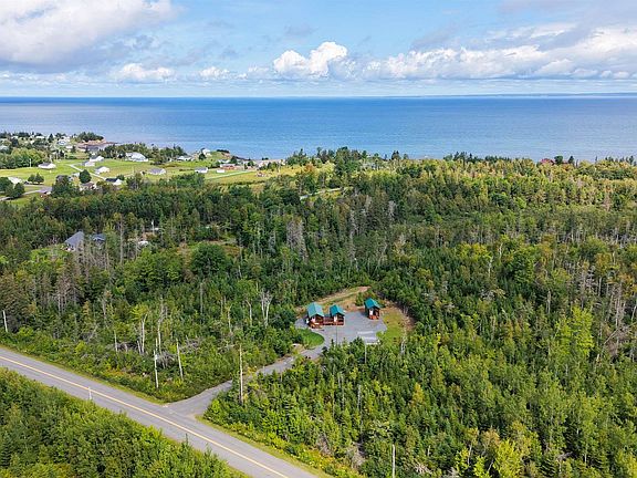 4th image of 359 Shore Rd