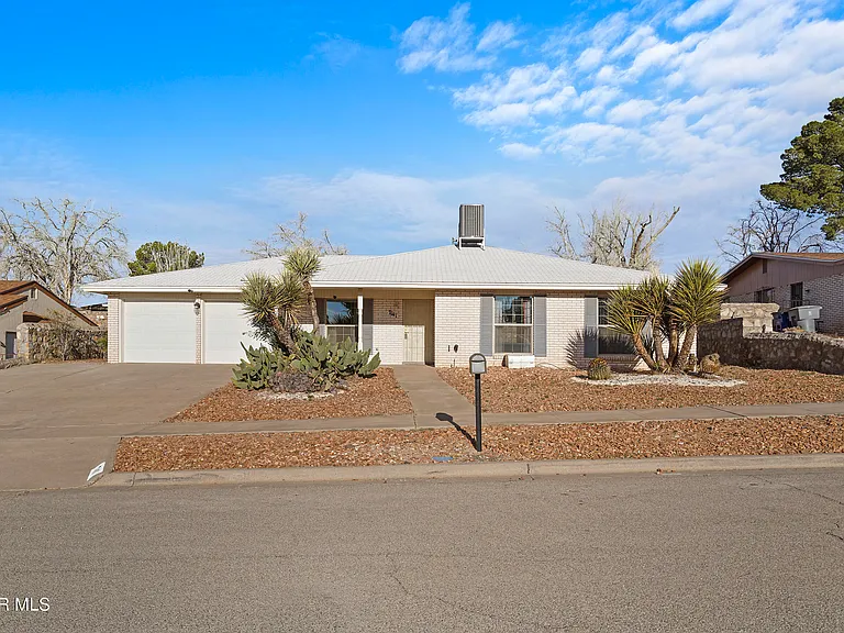 7141 Gran Vida Dr — Photo 1