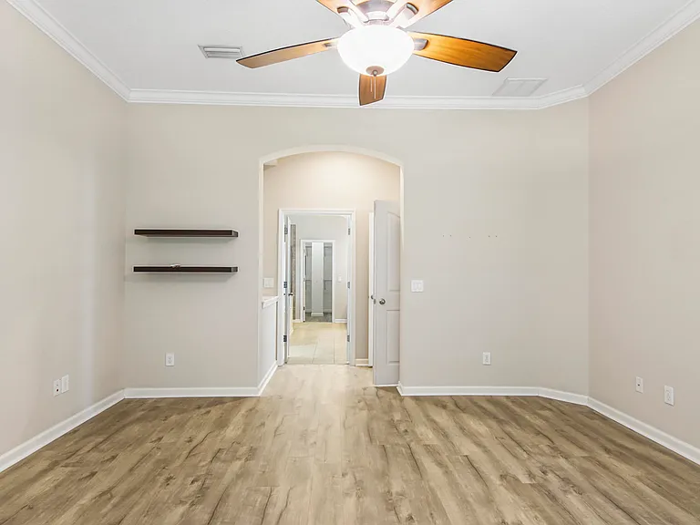 103 Amherst Way — Photo 34