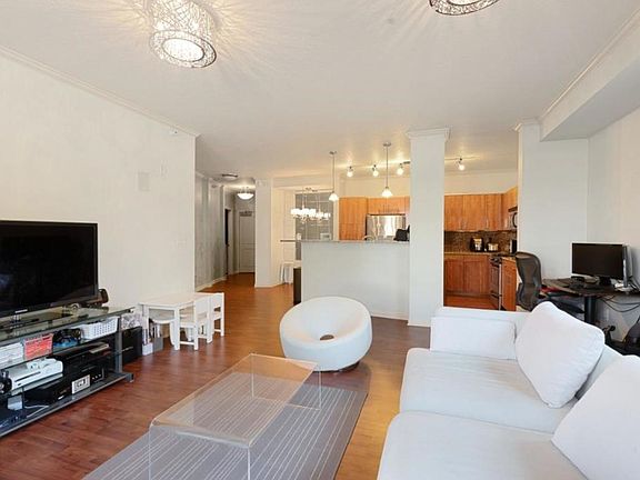 5th image of 7601 Aldrich Ave S APT 109