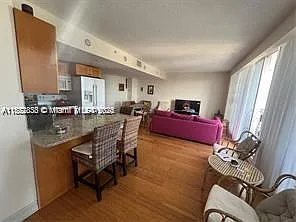 Building Photo - 1720 Harrison St #14D