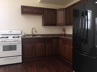 116 Brunswick St #1, Newark, NJ 07114