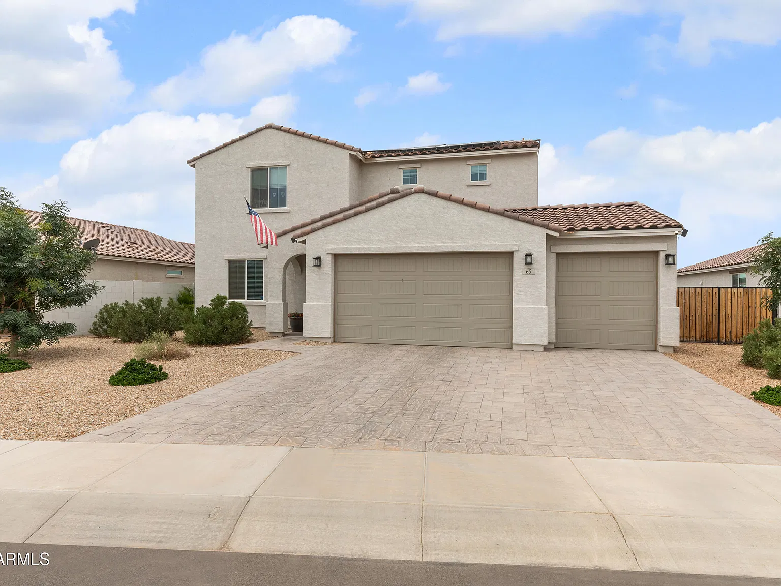 4 bed, 3.0 bath, 2541 sqft, $2,900 — Photo 2