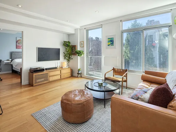 292 7th St APT D, Brooklyn, NY 11215