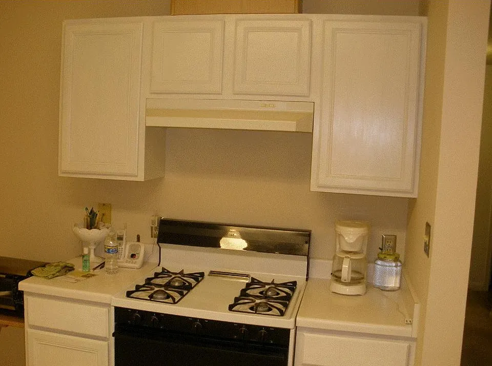 3 bed, 1356 sqft, $1,850 — Photo 4