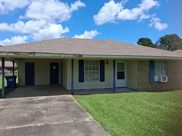 318 Phyllis Dr, Jennings, LA 70546