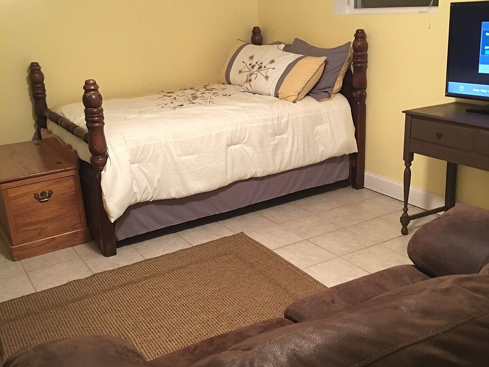 1st image of 236 Rock Dr