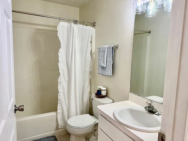 1754 Newman Ln — Photo 5