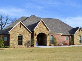1824 Turtle Crk, Chandler, OK 74834