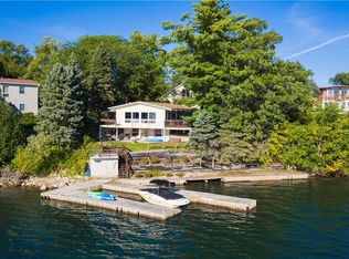 16471 Rainbow Shores Dr, Clayton, NY 13624