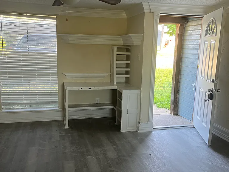 107 Michael Ln — Photo 12
