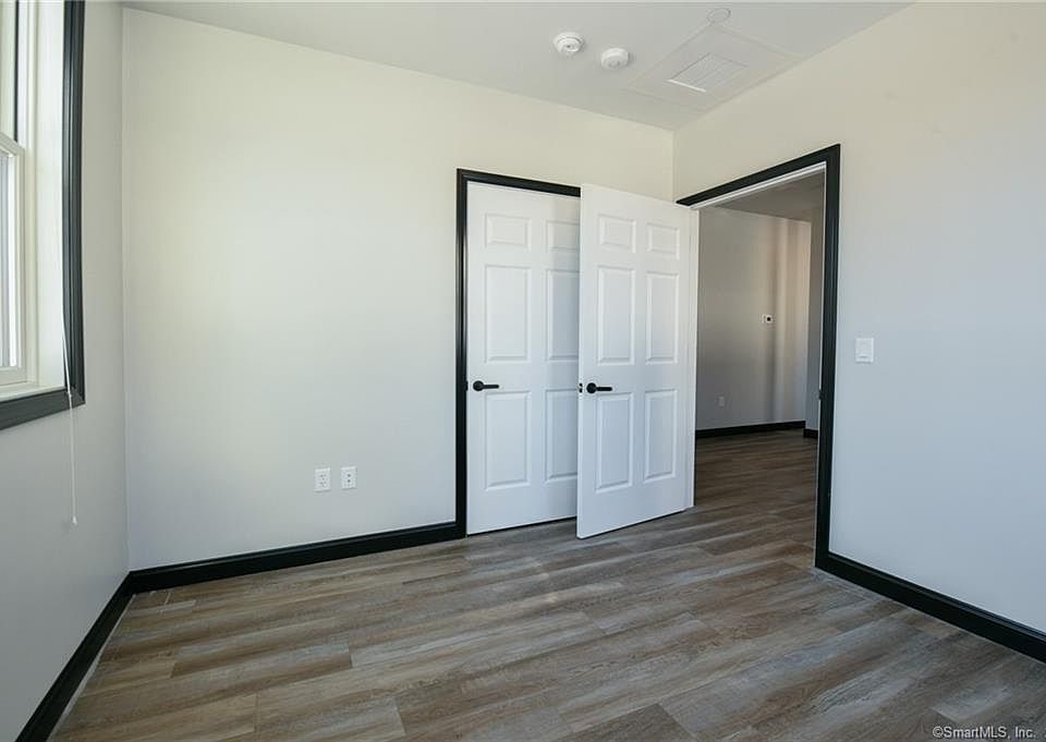 77 Whiting St Plainville, CT, 06062 Apartments for Rent Zillow