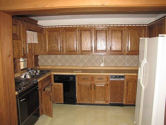 4th image of 505 W Lakeshore Dr
