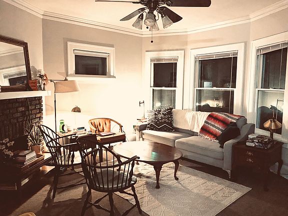 5th image of 1586 Rosewood Ave