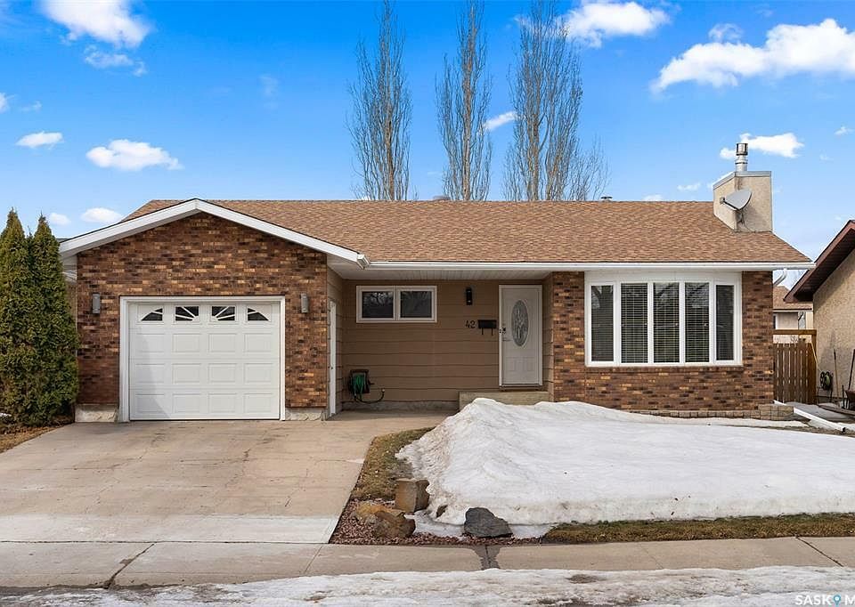 1st image of 42 Rootman Ave