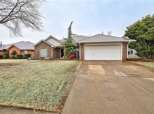 17617 Cranbrook Rd, Edmond, OK 73012
