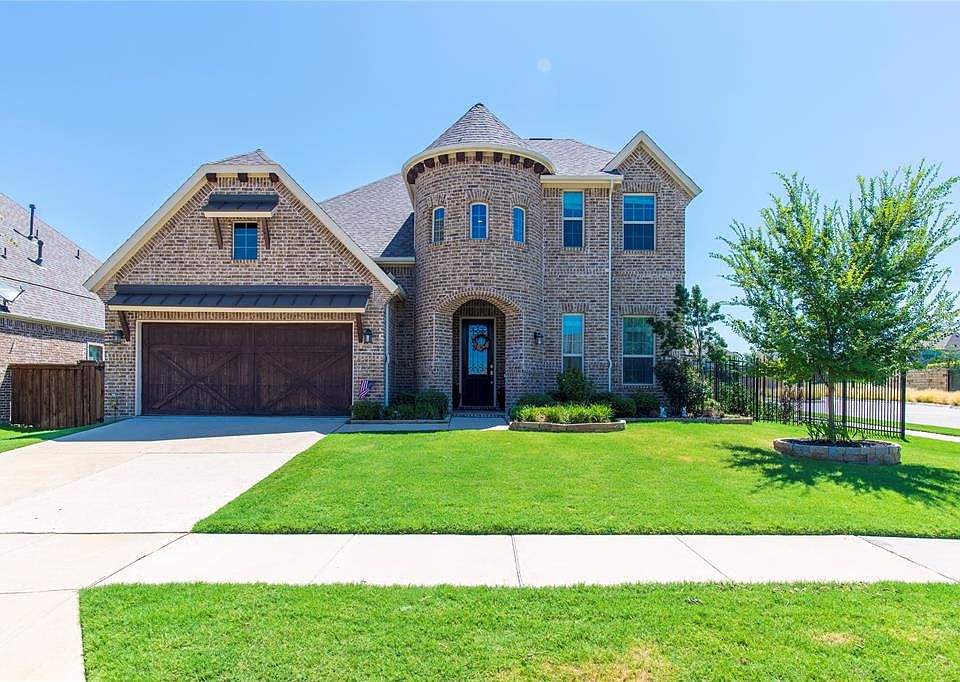 1st image of 911 Yellowcress Dr