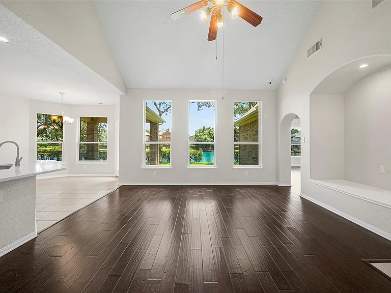 8306 Golden Hbr — Photo 11