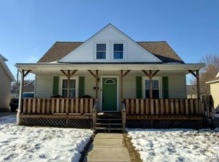 958 Woodville Ave, Monroe, MI 48161