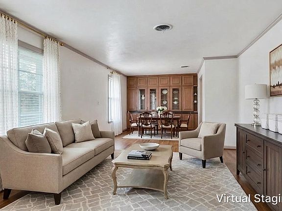 2nd image of 9210 Larchwood Dr