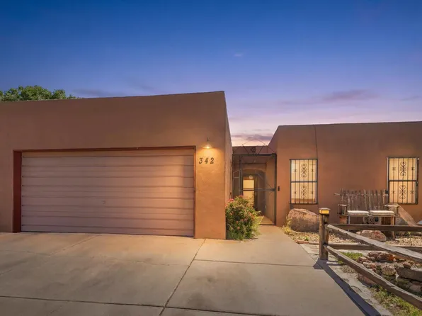342 Sunset Farm Pl SW, Albuquerque, NM 87105