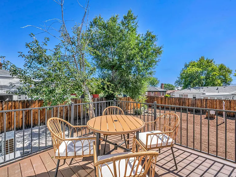 1678 Ordway Ave — Photo 40