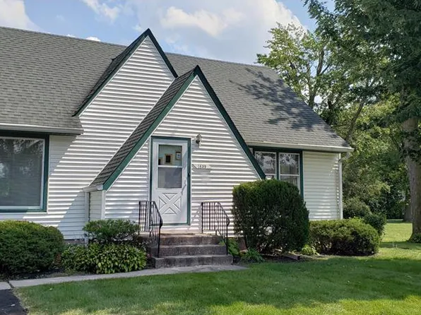 1639 Sheffield Ave, Dyer, IN 46311