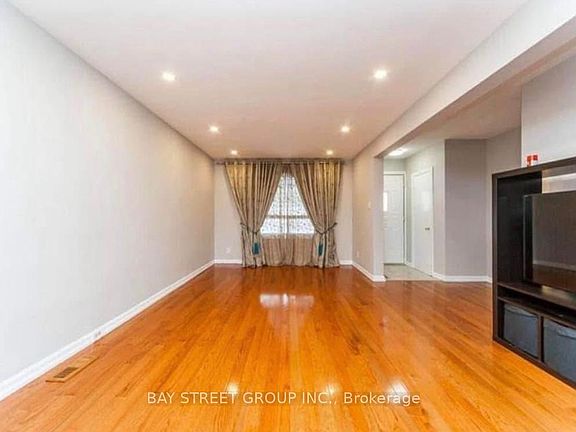 2nd image of 57 Medway Cres