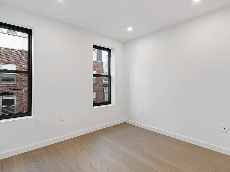 19 Wyckoff St #22 — Photo 6