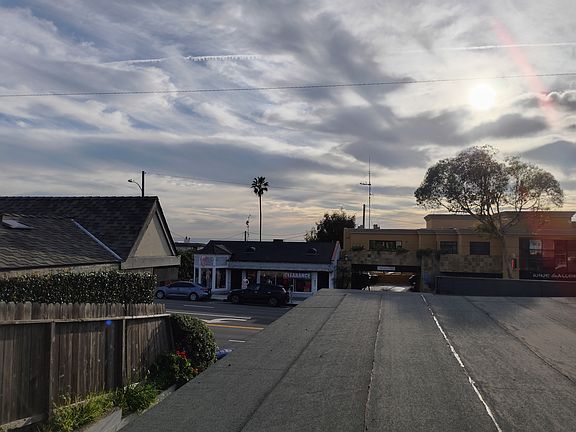 2nd image of 1840 So Coast Hwy