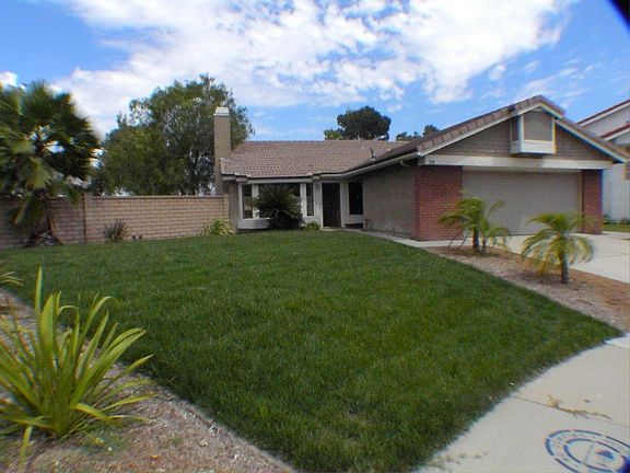 Newly Landscaped Front Yard