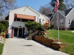 6739 N 32nd St, Omaha, NE 68112