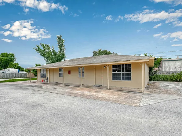 8430 Round Rock Dr #1, Houston, TX 77049