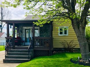 18 Stratford Pl, Cheektowaga, NY 14225